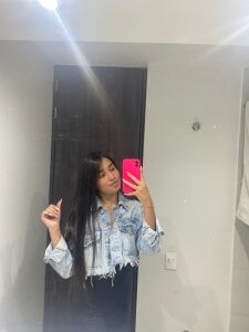 I_Samanthaa Public Hình 4