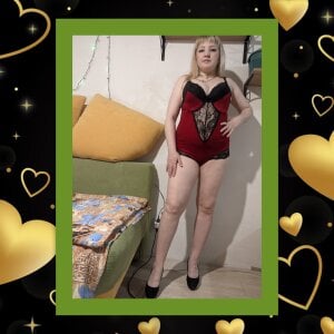 wear red on Valentine's Day 💘💘💌 de stefanyharper16  3 photos