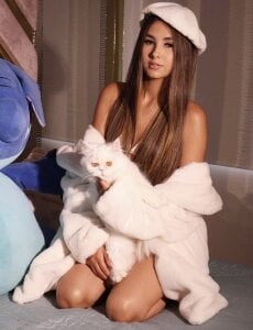 MaddyOwens Soft afternoon Pic 3