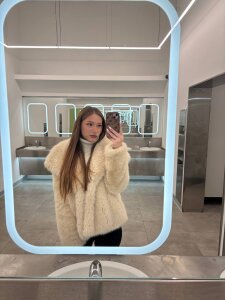 ClariceMcclure Public Pic 3