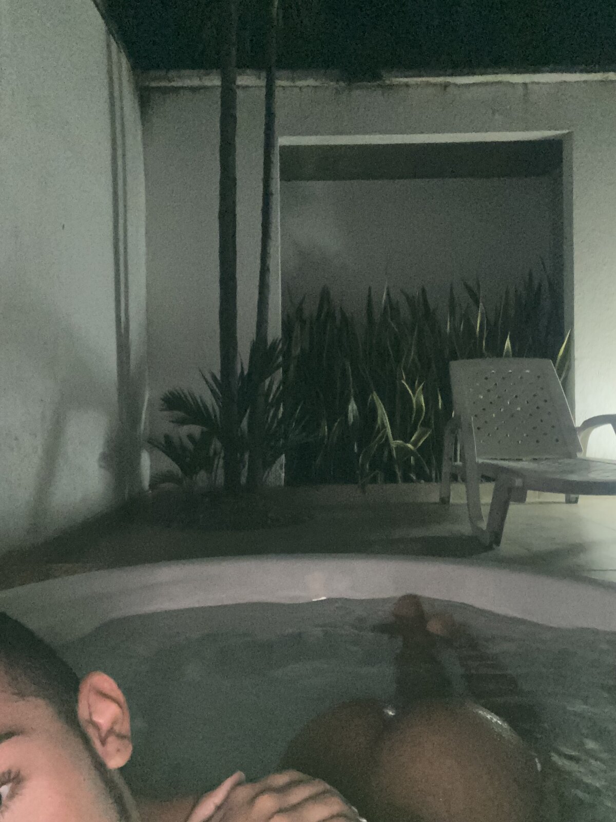 Трендове зображення  1572 IsaacRey__