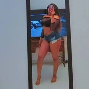 Stephanyhyl “A little bit of me” Pic 6