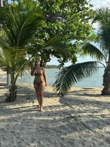 FOR YOU 🔥 de antonella_rousse10  4 Imagens