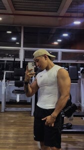 OliverWest04 Hey guys, this is for you😈 Pic