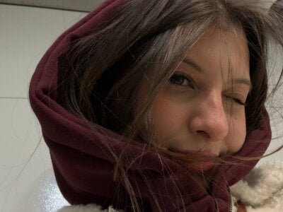 LouiseChavez too cute to care 🎀 Immagine  3