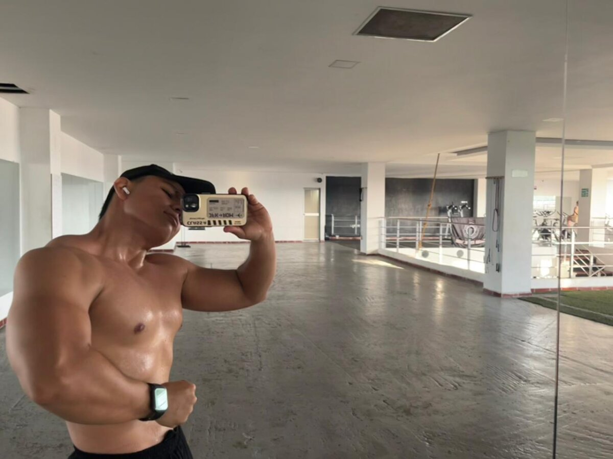 RoyConstance 님의 트렌드 중인 사진  691개