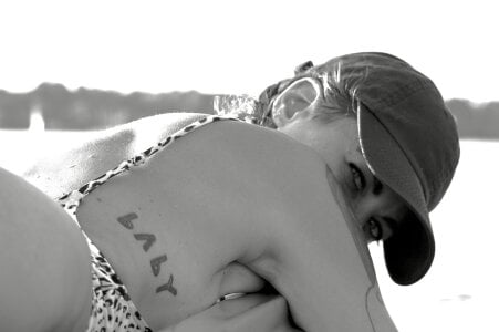 Thunder-Cunt Public Pic 3