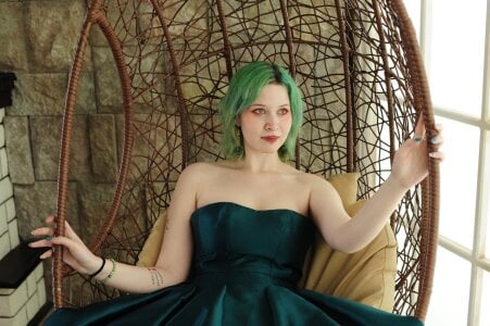 lunar_bluebell Public Pic 4