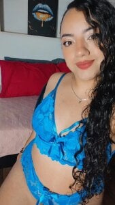 LOVE od emiily_curly  4 snímek