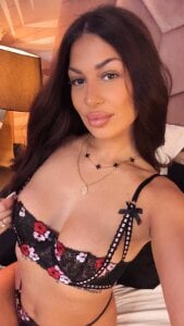 EvaRhea enjoy the view? Pic 4