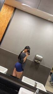 Violett_11 Public Pic 4