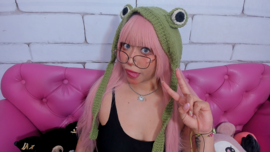 SafiroAgataaa Do you like it when I have the machine near or far away?🤤🍆🥺 Pic