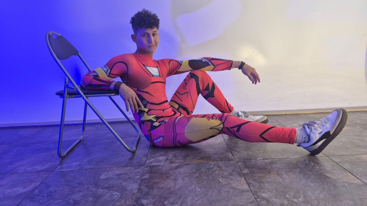 Ethan_Waalker Foto en Tendencia 906