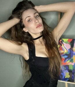 SofieLund: Public ( 5 фото)