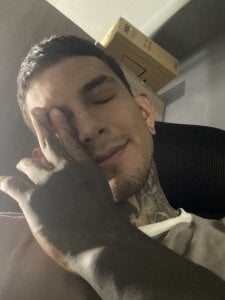 Travistanner_28Public Bild