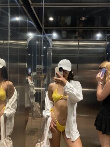 misslavina Public Pic 4