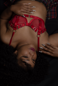 sugarbrown011 red apple Pic 7