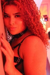 Lesly_Perry Public  2. fénykép