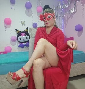 tania_lucia1 birthday 2025 Pic 2