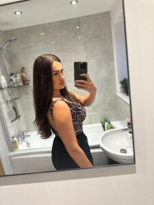 RUBY_BROOKS Public Foto 6