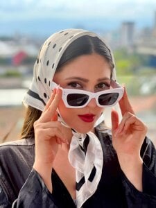 BeccaBaxter Glam girl. Gambar