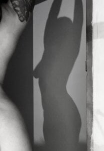 Susana_Williamss Naughty Silhouette🌙 . fénykép