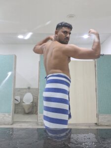 Vaibhav_hola1 Public Pic