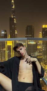 camerontwink Public Fotka 6