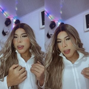 leah_hots A little bit of me🤍 Kuva 6