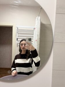 TovaNicometo on the other side of the mirror Pic 5