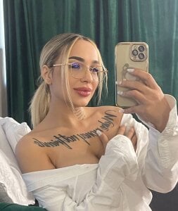 AmmyDanger Look and admire Pic 8