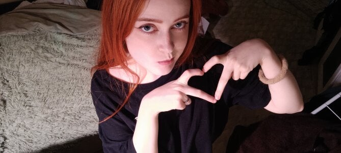 LittleFoxHole Sweet Molly Pic