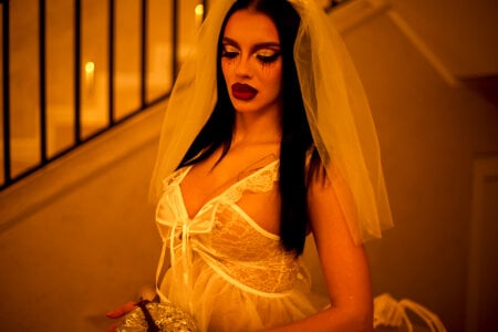 VelmaEvans Love beyond the grave Foto 4