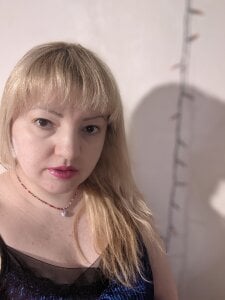 stefanyharper16 I'm dreaming of a hot January 26th Bilde 9