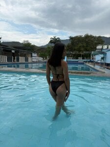 rubyrouge__ free pool day ♥ Pic 3