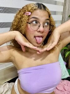 KendyLove_ Treat me as I deserve, daddy😉 Foto 2