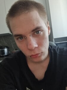 yourlildemon: Public ( 3 фото)