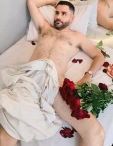 jonasbeardsValentine's Day 🧸♥🌹照片 4