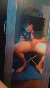 derek0_17 Derek😈 Pic 2