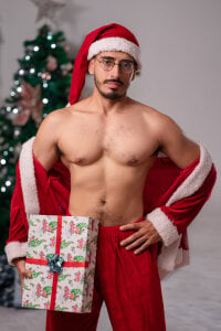 muscle_ares sexy christmas Pic 2