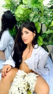 Lia_Mar_ Wet and not just because of the water 😏 Pic