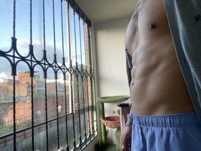 Tony_here Public Hình 2