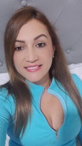 monika_lopez_sexy feliz Pic 2