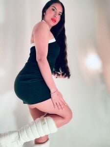 Alana_HotterrPublic Bild 2