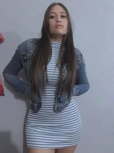 Amber-Hotty Bella Pic 2