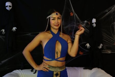 Cris__sweet I’m no ghost, but I’ll haunt your dreams. 사진 6