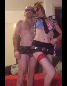 FIAMMAandEROS-SEXart: Public ( 3 фото)