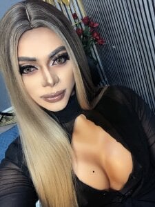 YOUR BEAUTIFUL WIFE de AlisonCox  5 Imagens