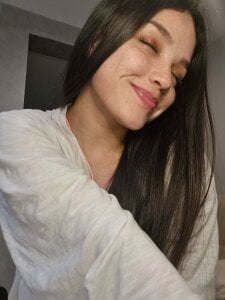 MisFrekcles_ I give very consent ☺️☺️☺️ Photo 3
