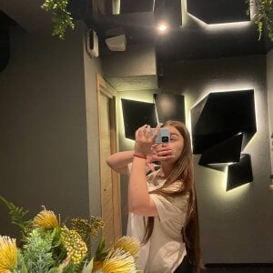 Yaseniya_ Public Pic 6